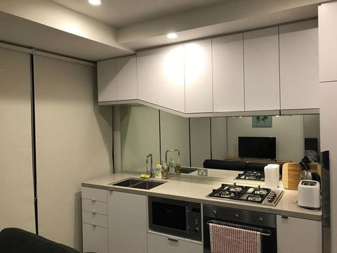 Elegant Modern Apartment In Central Melbourne - Queensland Tourism 1