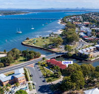 Elegant Waterfront Gem where the Ocean meets the Canal - QLD Tourism