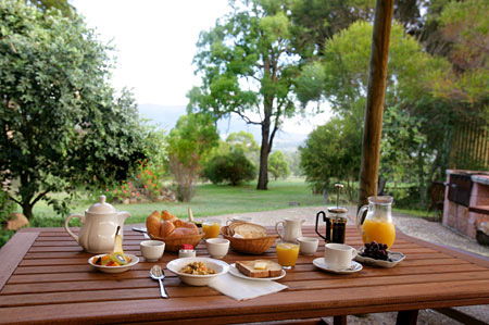 Elfin Hill Vineyard Accommodation - Queensland Tourism 5