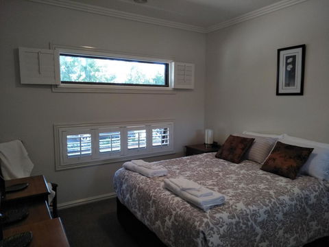 Eliza Village B&B - Queensland Tourism 2