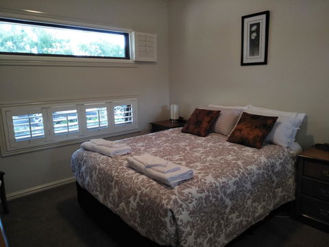 Eliza Village B&B - Queensland Tourism 0