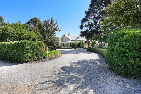 Elizabeth House - Queensland Tourism 0