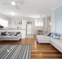 Eloora House Blue bay