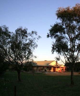 Enderslie House Bed & Breakfast - Queensland Tourism 3