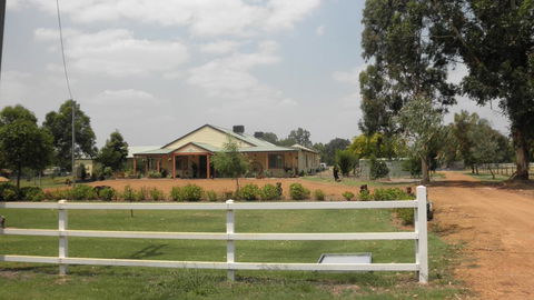 Enderslie House Bed & Breakfast - Queensland Tourism 1