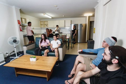 Erica Underwood House 6 Bedroom Flat - QLD Tourism 2