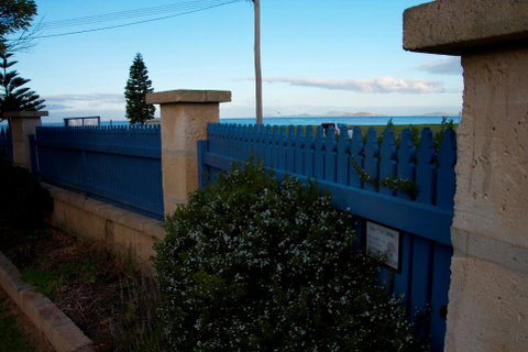 Esperance Beachfront Resort - QLD Tourism 1