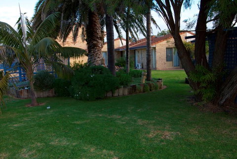 Esperance Beachfront Resort - QLD Tourism 2