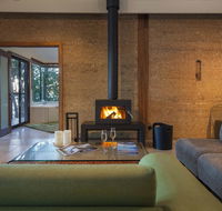 Eumarella Shores Noosa Lake Retreat - QLD Tourism