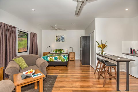 Eumundi Cottages - Cottage 1 - QLD Tourism 2