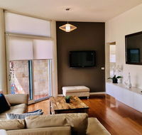 Exclusive Anglesea River Beach Apartment - Queensland Tourism