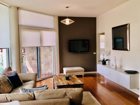 Exclusive Anglesea River Beach Apartment - QLD Tourism 0