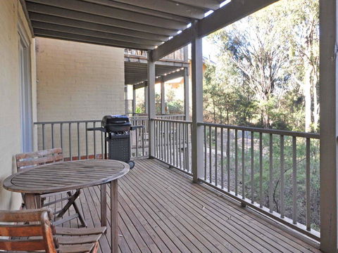Executive 1 Bedroom Spa Villa Located Within Cypress Lakes Resort - Queensland Tourism 1