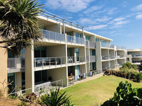 EXTRA LARGE 2 Bed Apartment - 3 Pools And Spa - Mountain View - BEACHFRONT LOCATION CABARITA BEACH - QLD Tourism 3