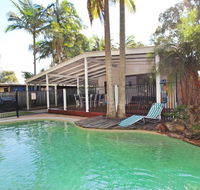 FABULOUS HOLIDAY HIDEAWAY - COOLUM BEACH