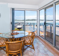 Fairholme 8 Perfect Lakefront Position