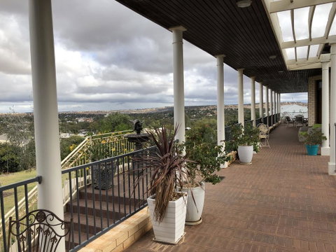 Fairway Manor Accomodation - QLD Tourism 2
