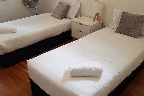 Fantastic Fitzroy - Huge House For A Magical Time! - QLD Tourism 1