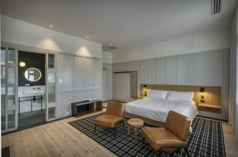 Farmers Home Hotel - QLD Tourism 2