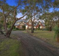 Faulty Towers - QLD Tourism