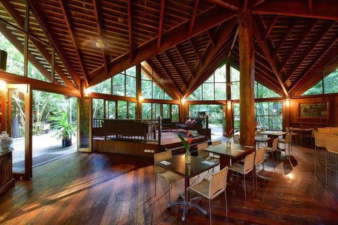 Ferntree Rainforest Lodge - Queensland Tourism 1