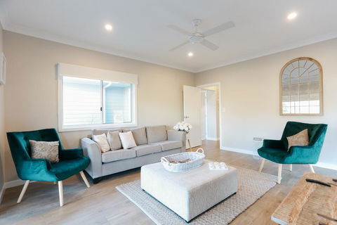 Figtree Cottage - Queensland Tourism 2