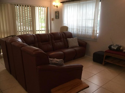 First Floor Unit With Waterviews From Your Balcony! - QLD Tourism 1