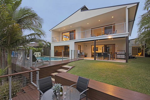 Flamingo Key - QLD Tourism 0