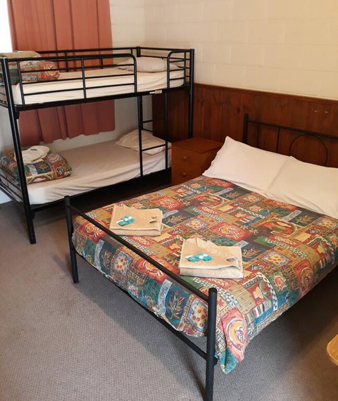 Flinders Ranges Motel - The Mill - Queensland Tourism 3