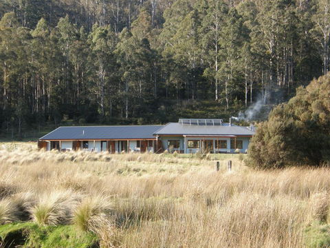 Forest Walks Lodge - QLD Tourism 0