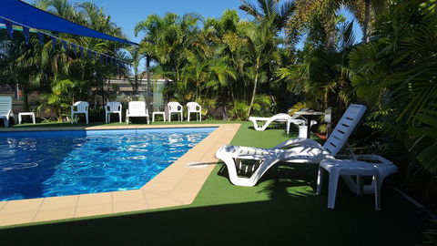 Fourth Ave Motor Inn - Queensland Tourism 2