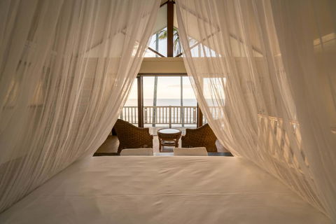 Frangipani Beach House - Newell Beach - Queensland Tourism 1
