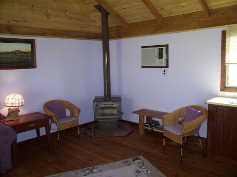 Gaddleen Grove Cottages - QLD Tourism 2
