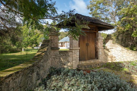 Garden Pavilion - Art House Yallingup - Queensland Tourism 0