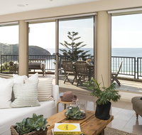 Gaze North Mollymook - QLD Tourism