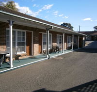 George Bass Motor Inn - QLD Tourism