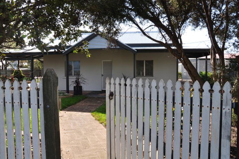 Girraween House - Queensland Tourism 0