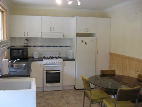 Glasford Crescent 7 KIOLOA - QLD Tourism 1