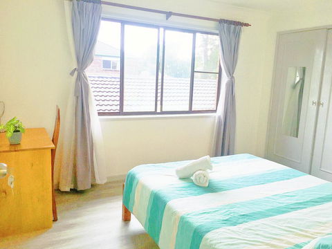 Gold Coast Holiday House - QLD Tourism 2
