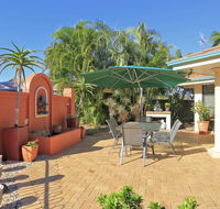 Golden Cane Bed  Breakfast - Queensland Tourism