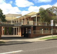 Golf Links Motel - QLD Tourism