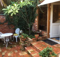 Gorgeous studio 2 minutes from the heart of Subiaco - Queensland Tourism