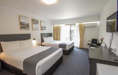 Gosford Resort And Conference Centre (Previously Known The Willows) - Queensland Tourism 1