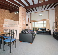 Gowrie Avenue Bay Parklands Townhouse 06 2 - QLD Tourism