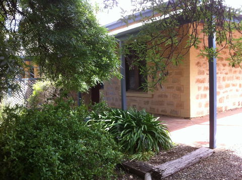 Granmas Cottage - Queensland Tourism 0