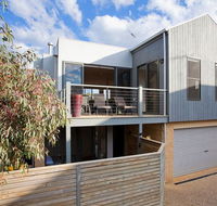 Great Ocean Retreat 5-7 - QLD Tourism