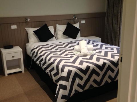 Grevillea Gardens Apartment 3 - Queensland Tourism 2