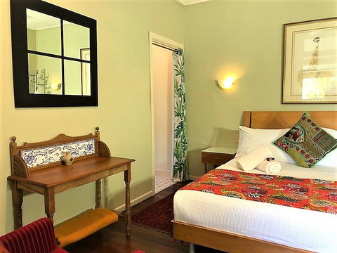 Grey Gum Lodge - QLD Tourism 3