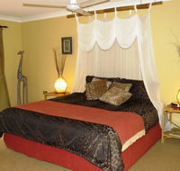 Gumtree on Gillies Bed and Breakfast - QLD Tourism