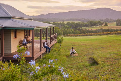 Hanging Tree Wines - Queensland Tourism 2